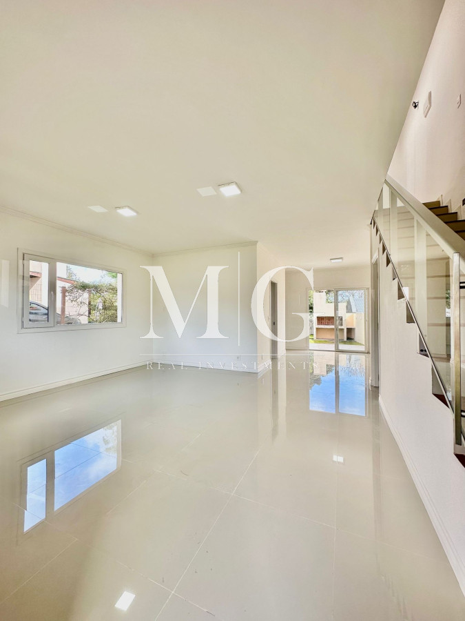 Casa ID.751 - Casa 3 dormitorios a Estrenar Pinares Punta del Este, piscina y parrillero