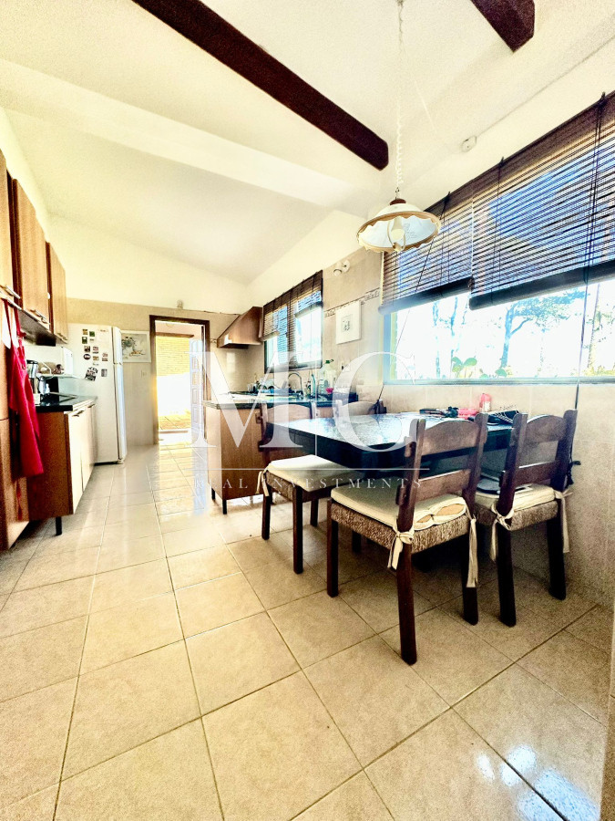 Casa ID.832 - Terreno 3.436mt a 200mt del Mar con proyecto aprobado para altura! Playa Mansa