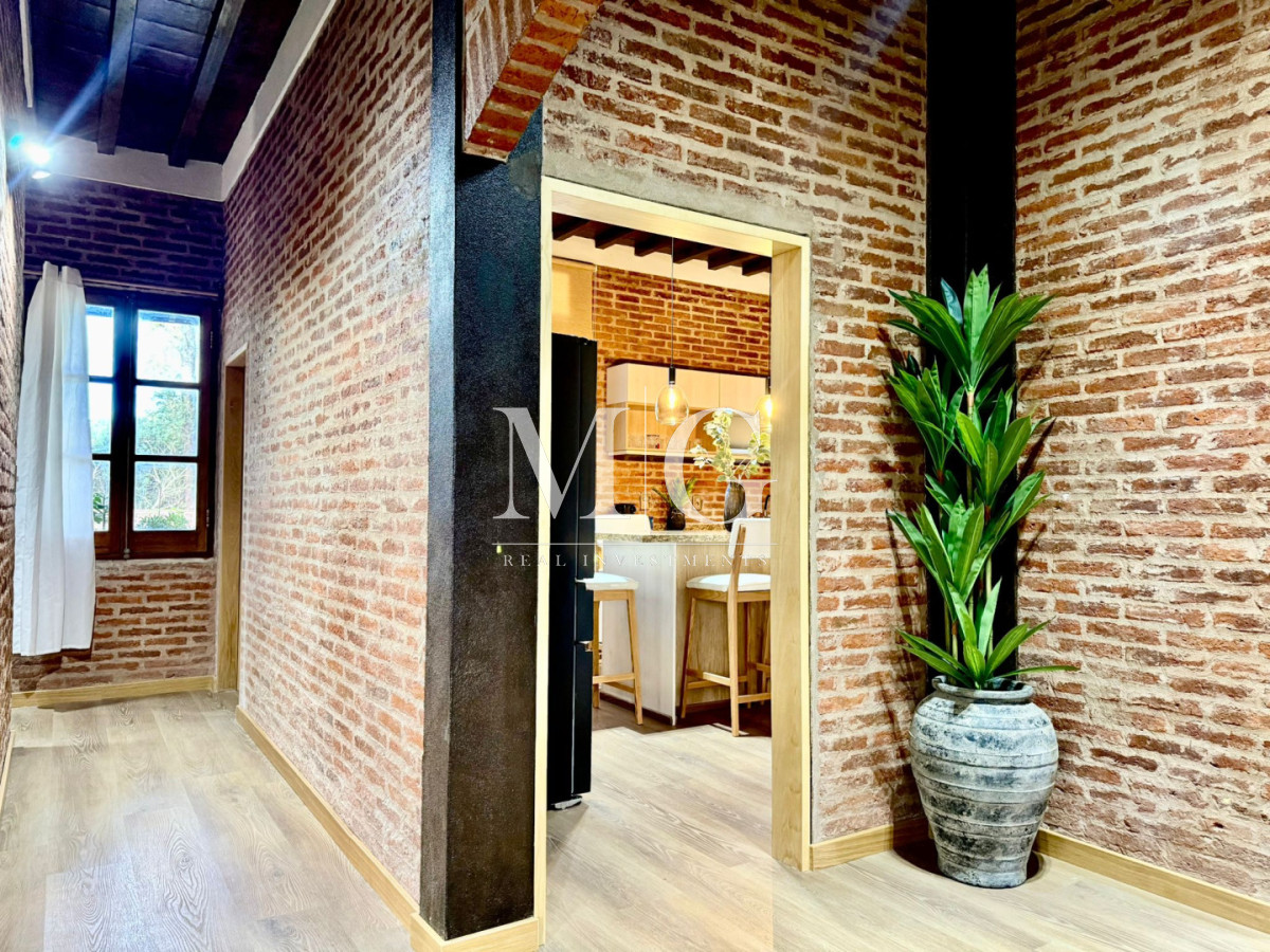 Casa ID.1088 - Excelente Casa a Estrenar Barrio Parque Burnett; 1.059m2 de terreno, piscina, barbacoa