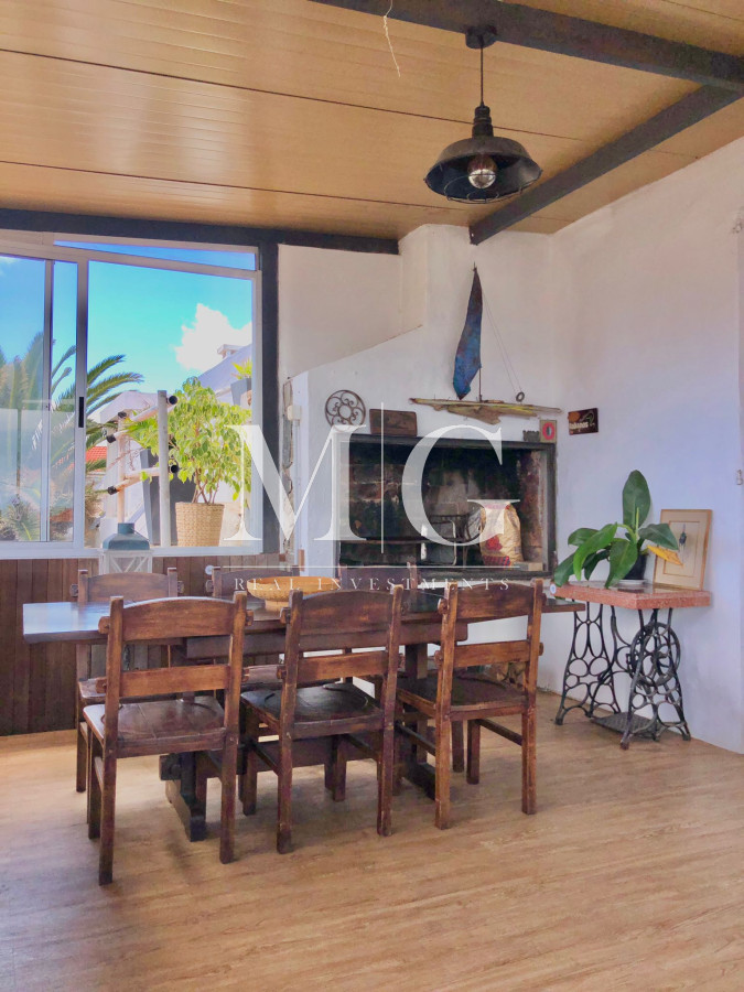 Casa ID.240 - Alquiler Anual Apartamento 3 dormitorios en Península 