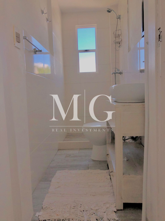 Casa ID.240 - Alquiler Anual Apartamento 3 dormitorios en Península 