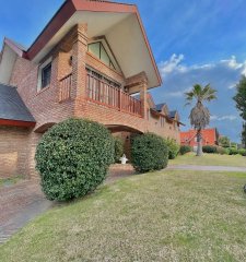 Mansa, paradas, 7 dormitorios, piscina, barbacoa