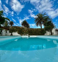 Zona Faro Punta del Este 6 dormitorios + dep.servicio, piscina