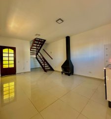 DUPLEX 2 DORMITORIOS BARRIO SARUBBI MALDONADO