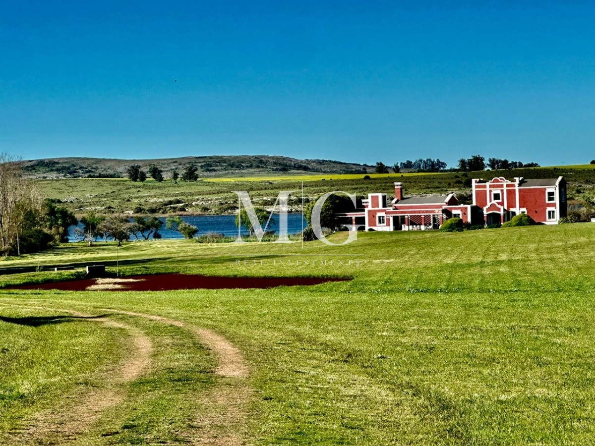 Chacra ID.1465 - Exclusiva Quinta, Un refugio exclusivo sobre la Laguna del Sauce