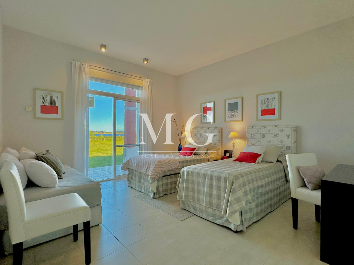 Chacra ID.1465 - Exclusiva Quinta, Un refugio exclusivo sobre la Laguna del Sauce