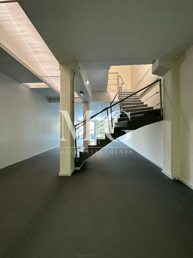 Local Comercial ID.589 - Alquiler Anual excelente Local de 130m2 sobre Ruta39