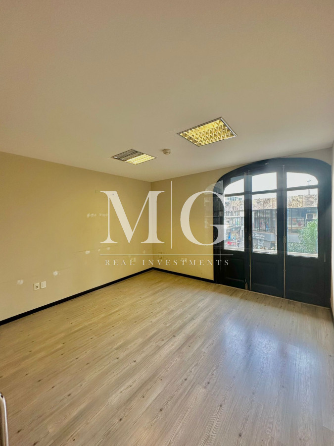Local Comercial ID.712 - Alquiler Anual Local 140m2, peatonal Sarandi, Ciudad Vieja, Montevideo