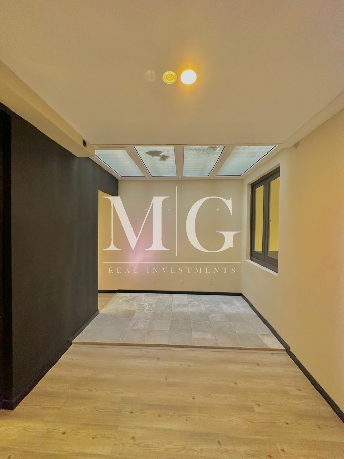 Local Comercial ID.712 - Alquiler Anual Local 140m2, peatonal Sarandi, Ciudad Vieja, Montevideo