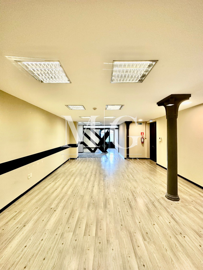 Local Comercial ID.712 - Alquiler Anual Local 140m2, peatonal Sarandi, Ciudad Vieja, Montevideo