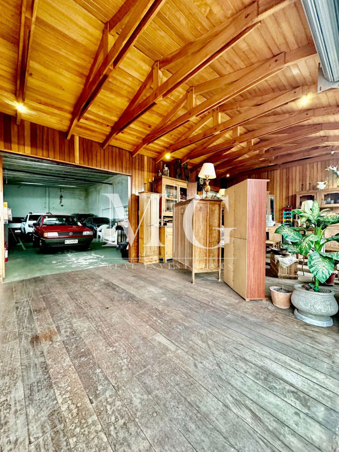 Local Comercial ID.1350 - VENTA Local Comercial 130m2 Maldonado Centro 