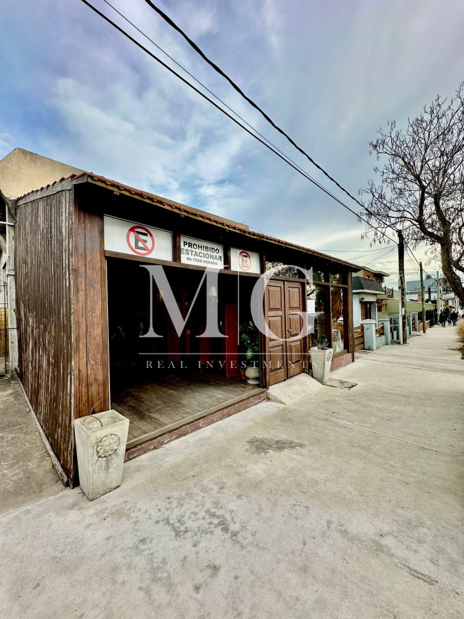 Local Comercial ID.1350 - VENTA Local Comercial 130m2 Maldonado Centro 