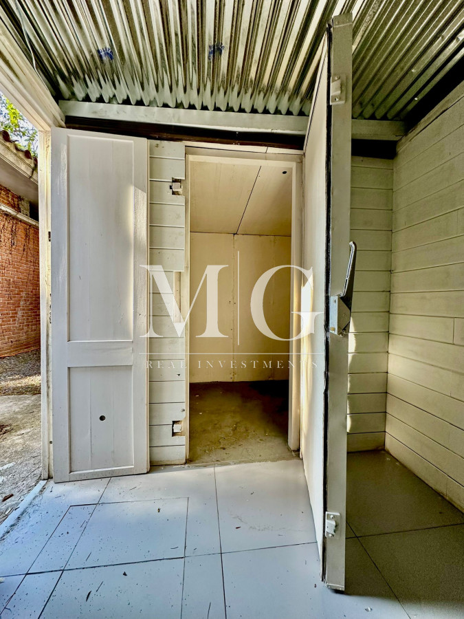 Local Comercial ID.1361 - Exclusivo Chalet Suizo en Pedragosa Sierra - 652 m² de Oportunidad en Punta del Este