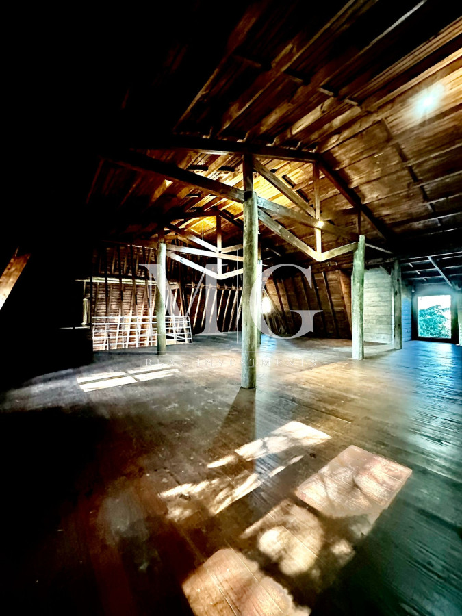 Local Comercial ID.1361 - Exclusivo Chalet Suizo en Pedragosa Sierra - 652 m² de Oportunidad en Punta del Este