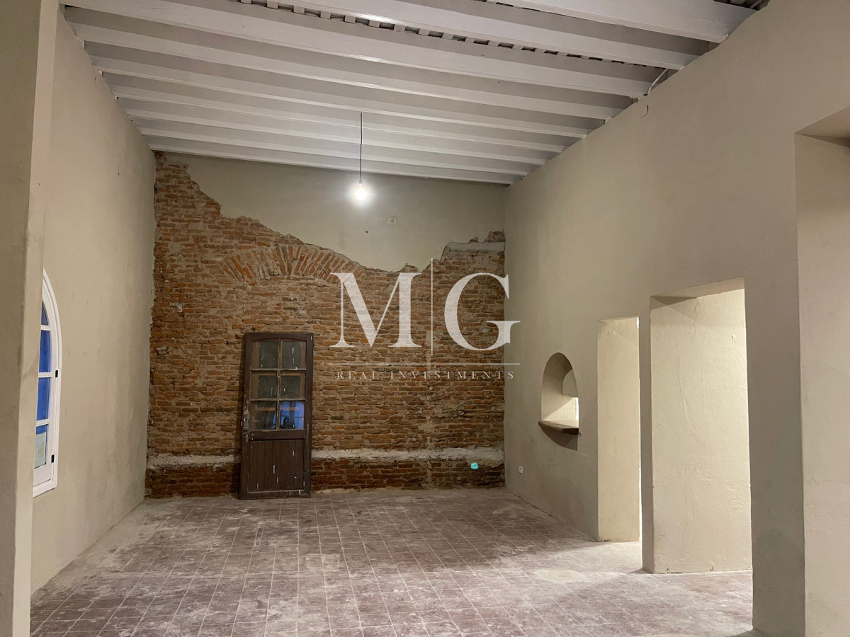 Local Comercial ID.919 - ALQUILER ANUAL LOCAL 250m2 PROPIOS CENTRO MALDONADO