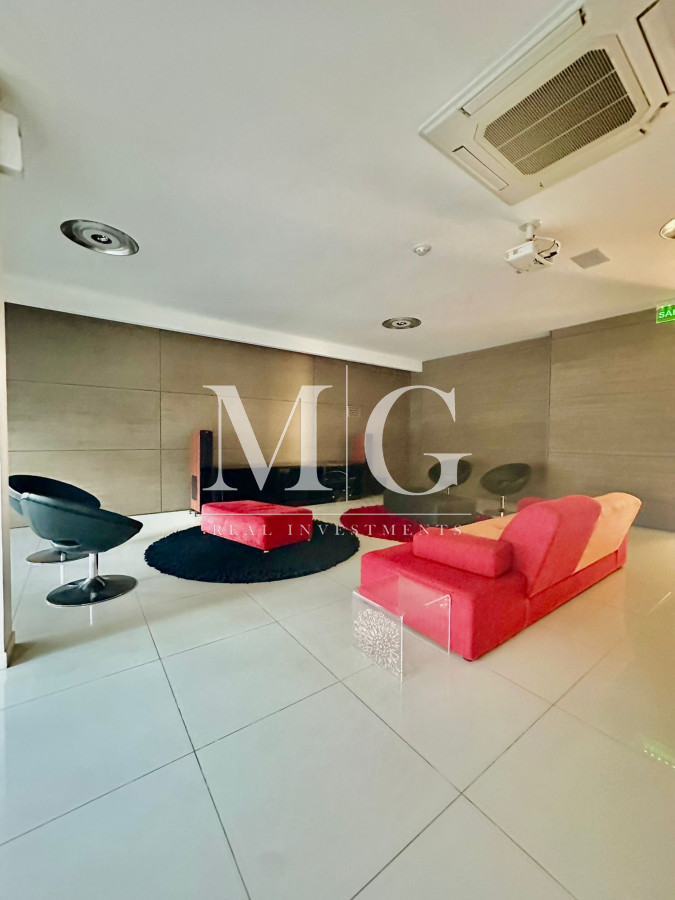 Apartamento ID.1287 - Aidy Grill a 500mt de Playa Brava, piso alto con cochera sub-suelo 