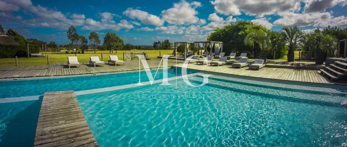 Apartamento ID.9 - Venta Apartamento ubicado cerca de playa Mansa y Brava