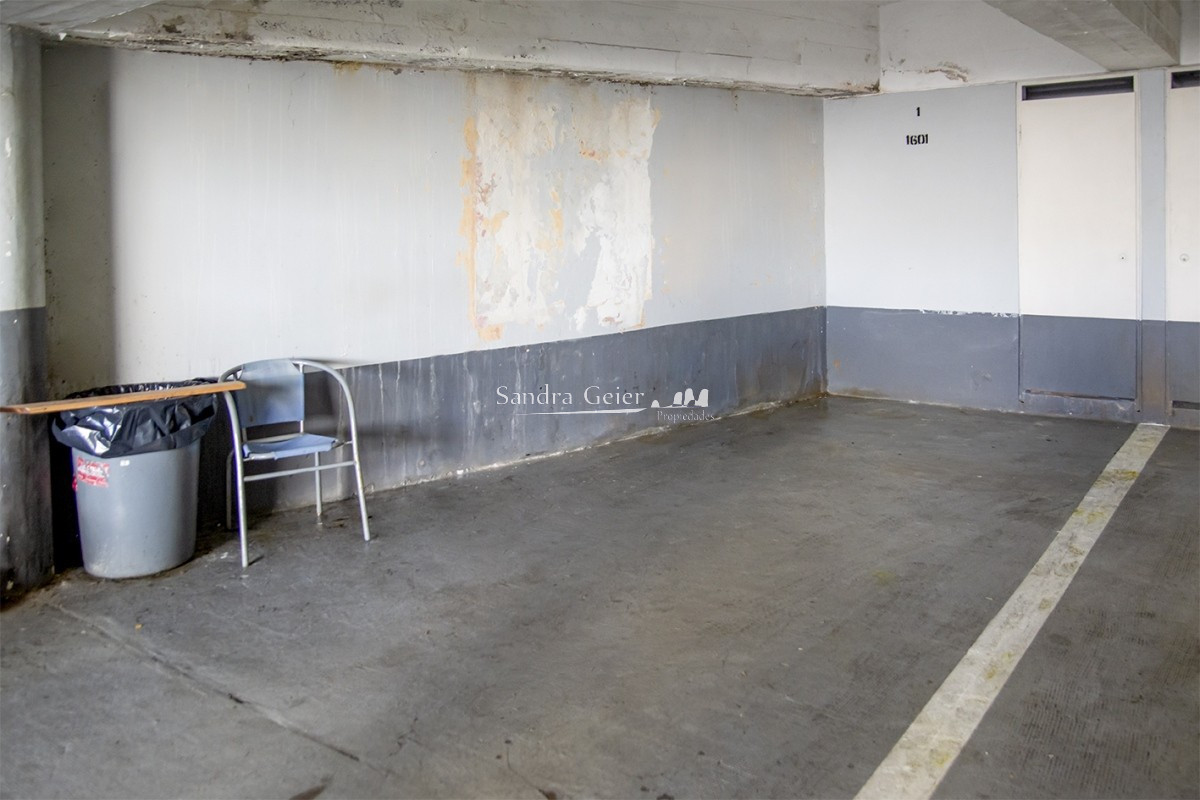 Apartamento ID.1948 - Brava Primera linea venta parada 5 frente al mar 3 garages