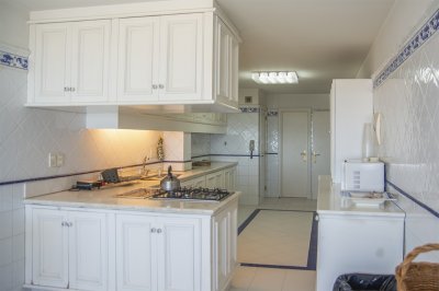 Apartamento ID.1948 - Brava Primera linea venta parada 5 frente al mar 3 garages