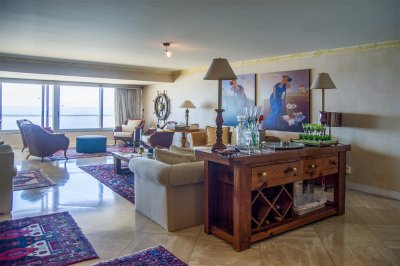 Apartamento ID.1948 - Brava Primera linea venta parada 5 frente al mar 3 garages