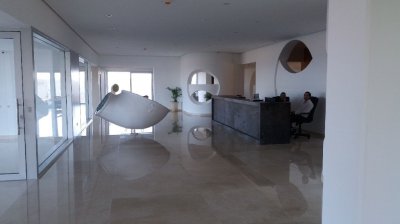 Apartamento ID.1948 - Brava Primera linea venta parada 5 frente al mar 3 garages
