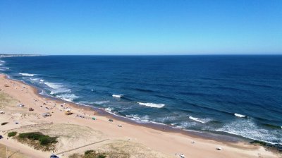 Apartamento ID.1948 - Brava Primera linea venta parada 5 frente al mar 3 garages