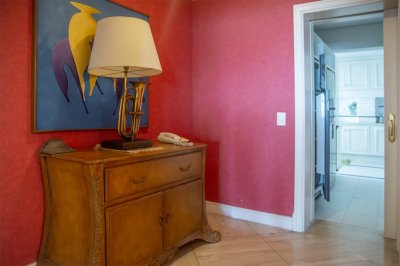 Apartamento ID.1948 - Brava Primera linea venta parada 5 frente al mar 3 garages