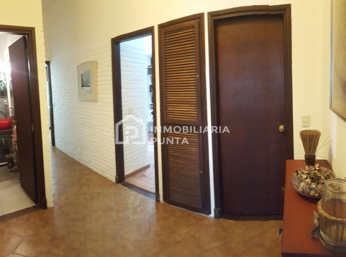 https://ri.com.uy/f/261-262/1/1200/0/0/0/063c8db685e8246fc6572d5a8396c429.jpg