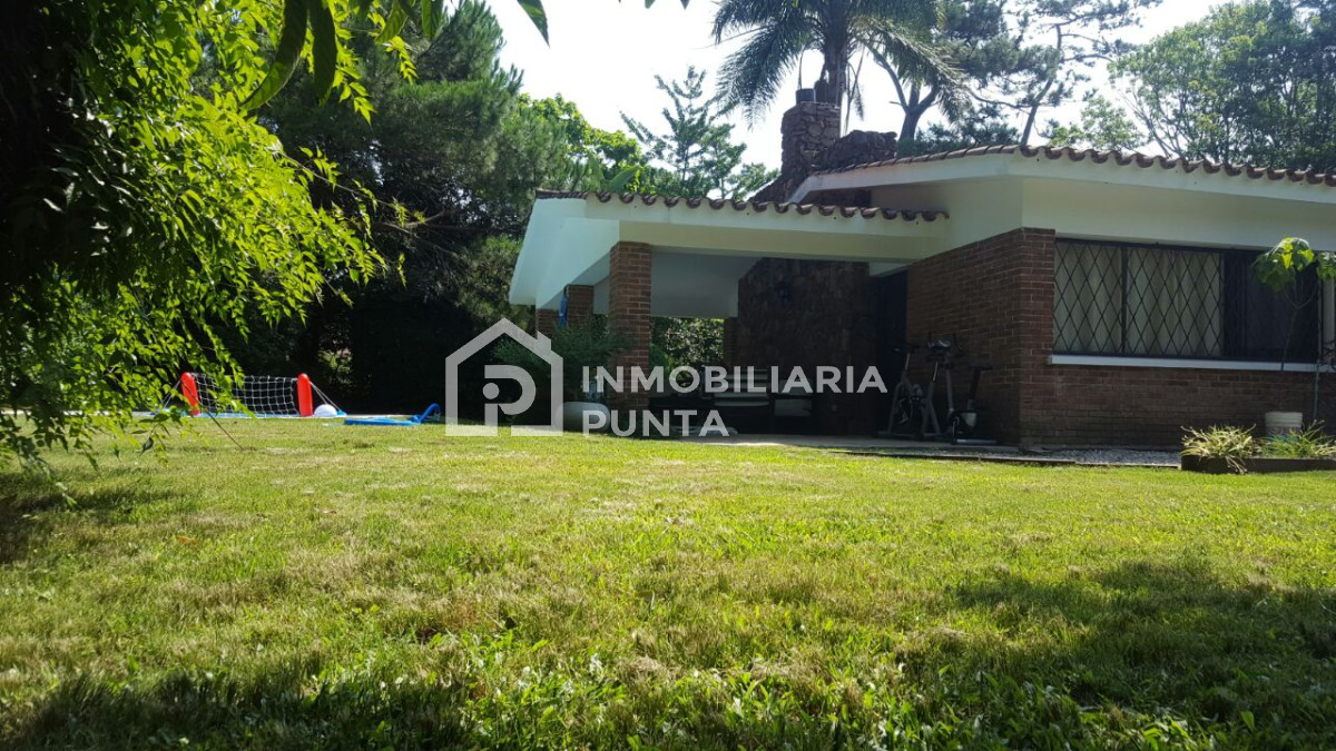 https://ri.com.uy/f/261-262/1/1200/0/0/0/63e4b800a654b818ed450928ae7d6037.jpg