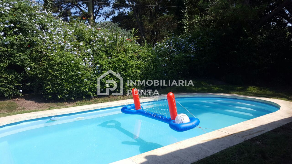 https://ri.com.uy/f/261-262/1/1200/0/0/0/c8873102169dcabfdfc68ecf64f3fc60.jpg