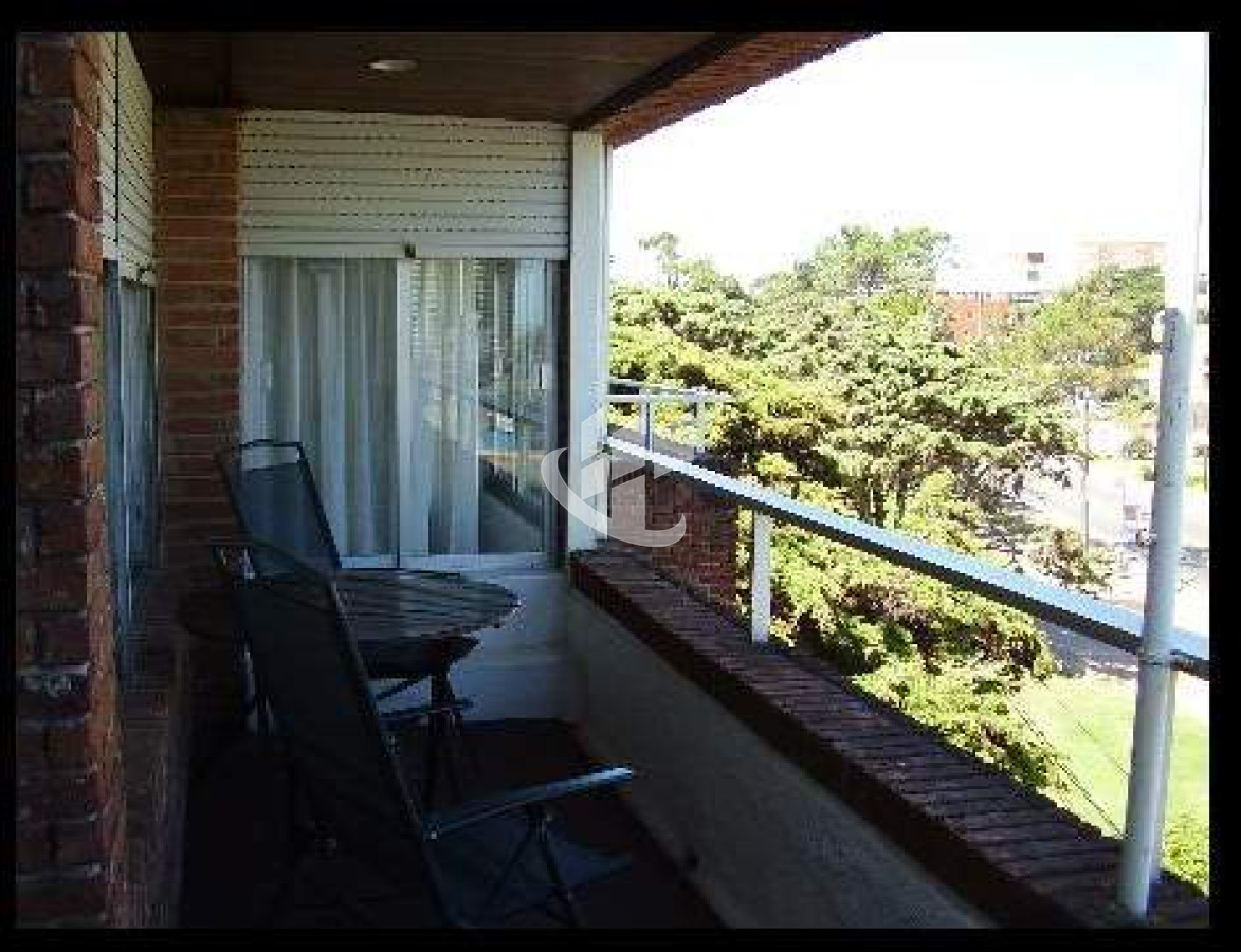 Apartamento ID.262 - Venta apartamento, 2 dormitorios, Aidy Grill, Punta del Este