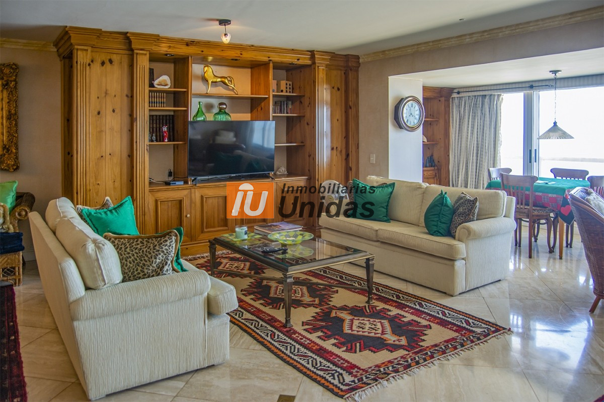 Apartamento ID.232532 - Apartamento en Venta yo Alquiler en Punta del Este