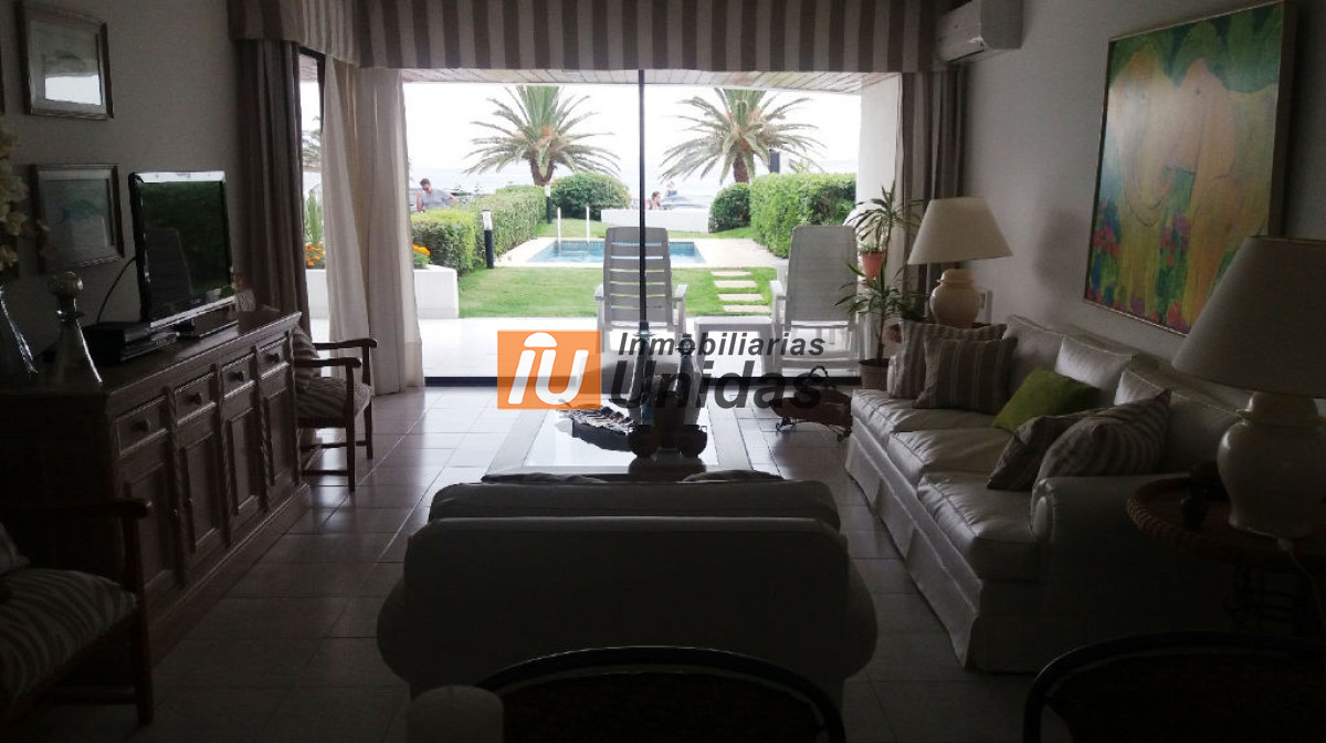 Apartamento ID.10205 - Apartamento en Punta del Este, Península