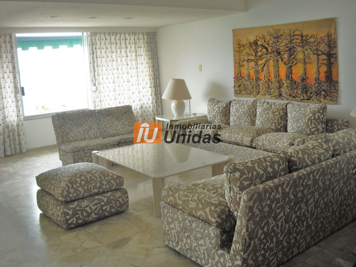 Apartamento ID.20129 - Apartamento en Punta del Este, Mansa