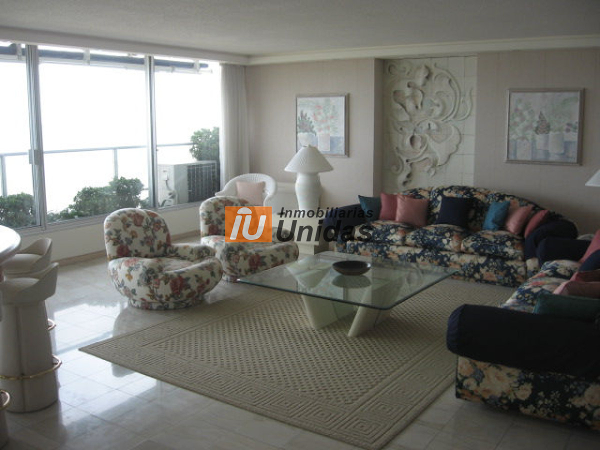 Apartamento ID.20378 - Apartamento en Punta del Este, Mansa