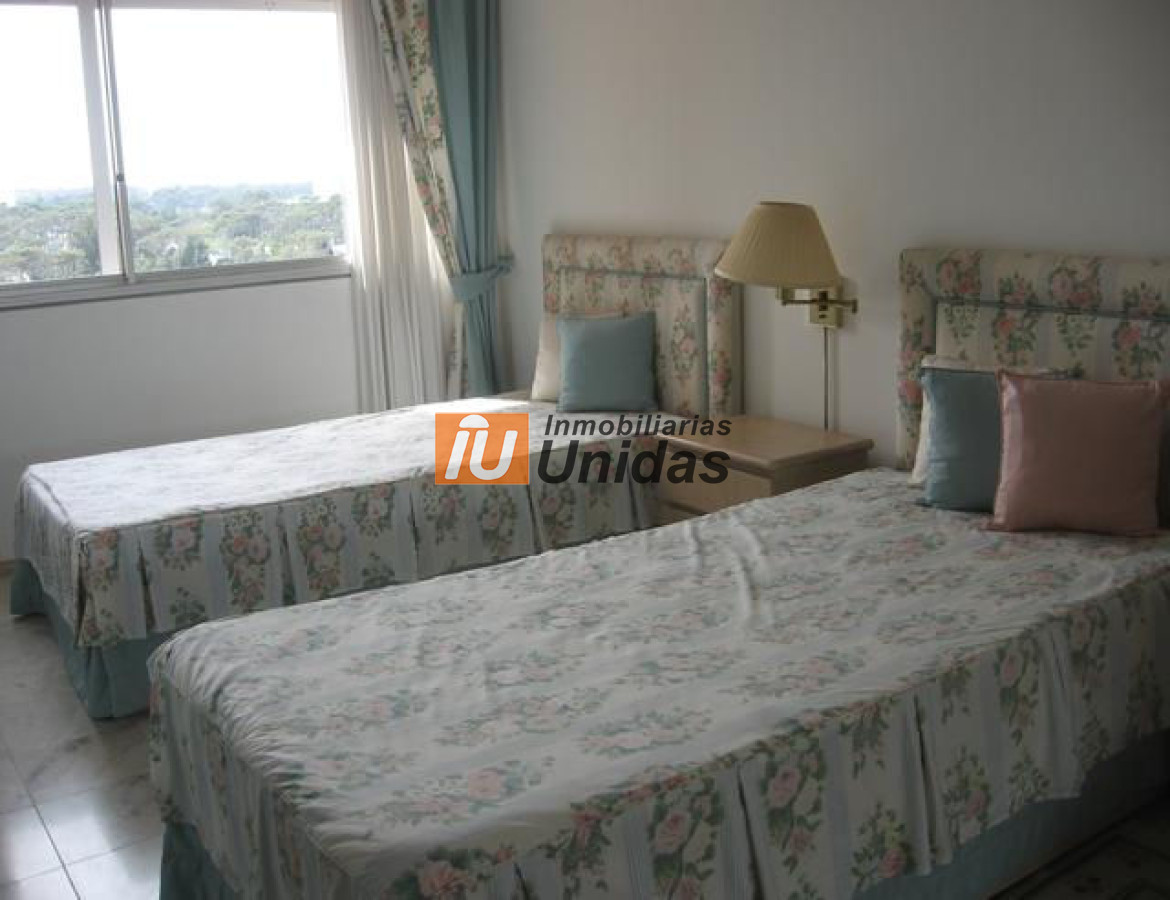 Apartamento ID.20378 - Apartamento en Punta del Este, Mansa