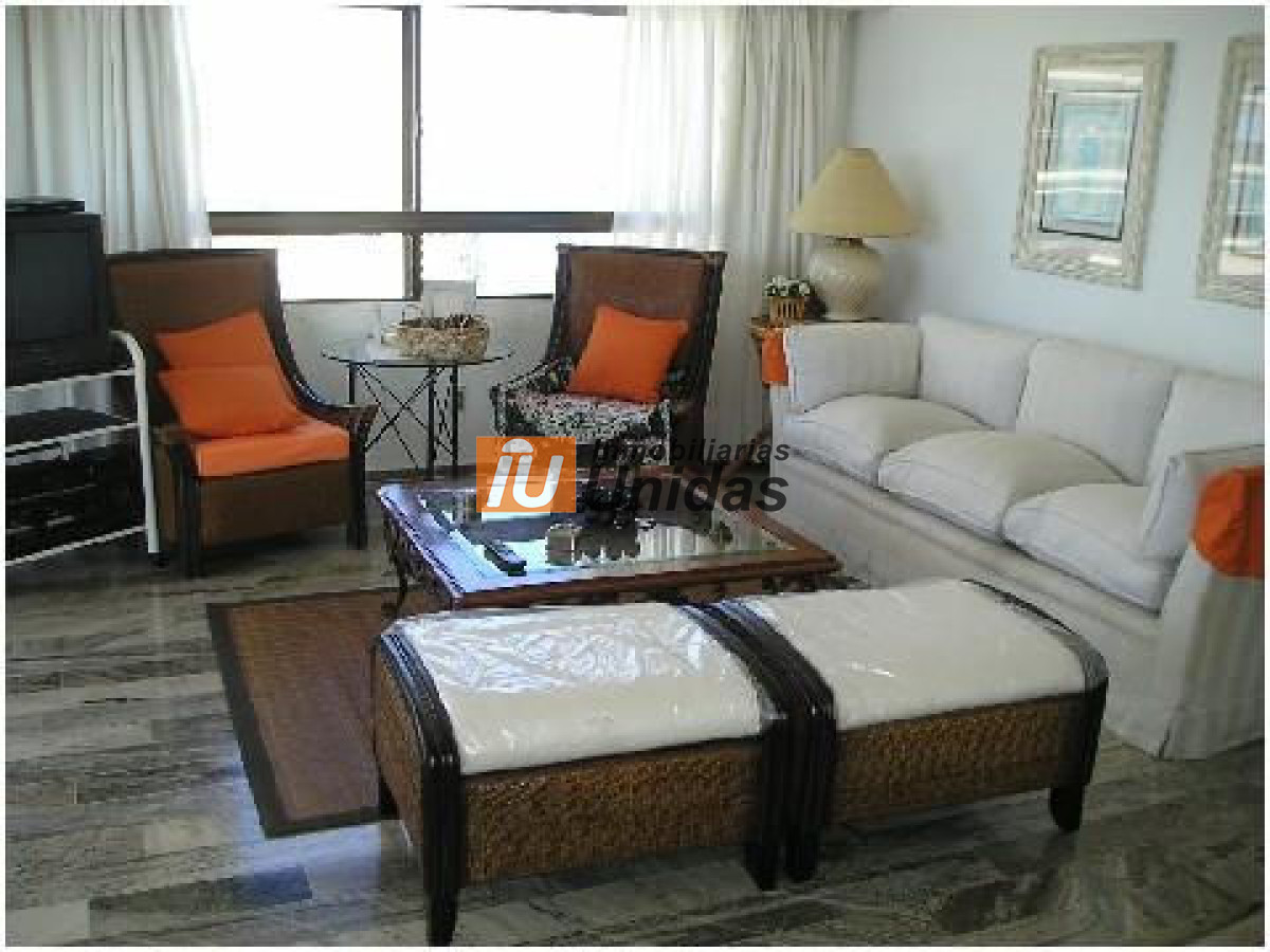 Apartamento ID.231221 - Apartamento en Punta del Este, Brava