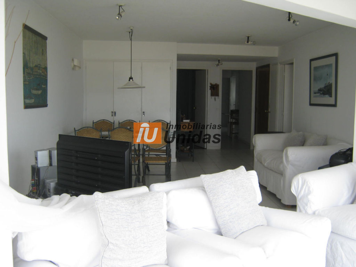 Apartamento ID.40018 - Apartamento en Punta del Este, Brava