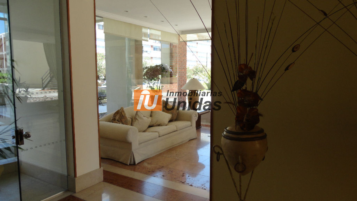 Apartamento ID.40244 - Apartamento en Punta del Este, Brava