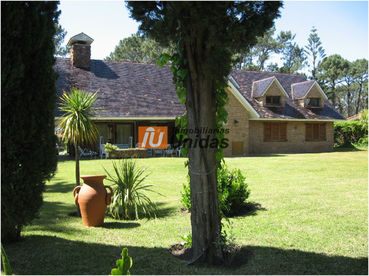 Casa ID.233536 - Casa en Punta del Este, Montecarlo