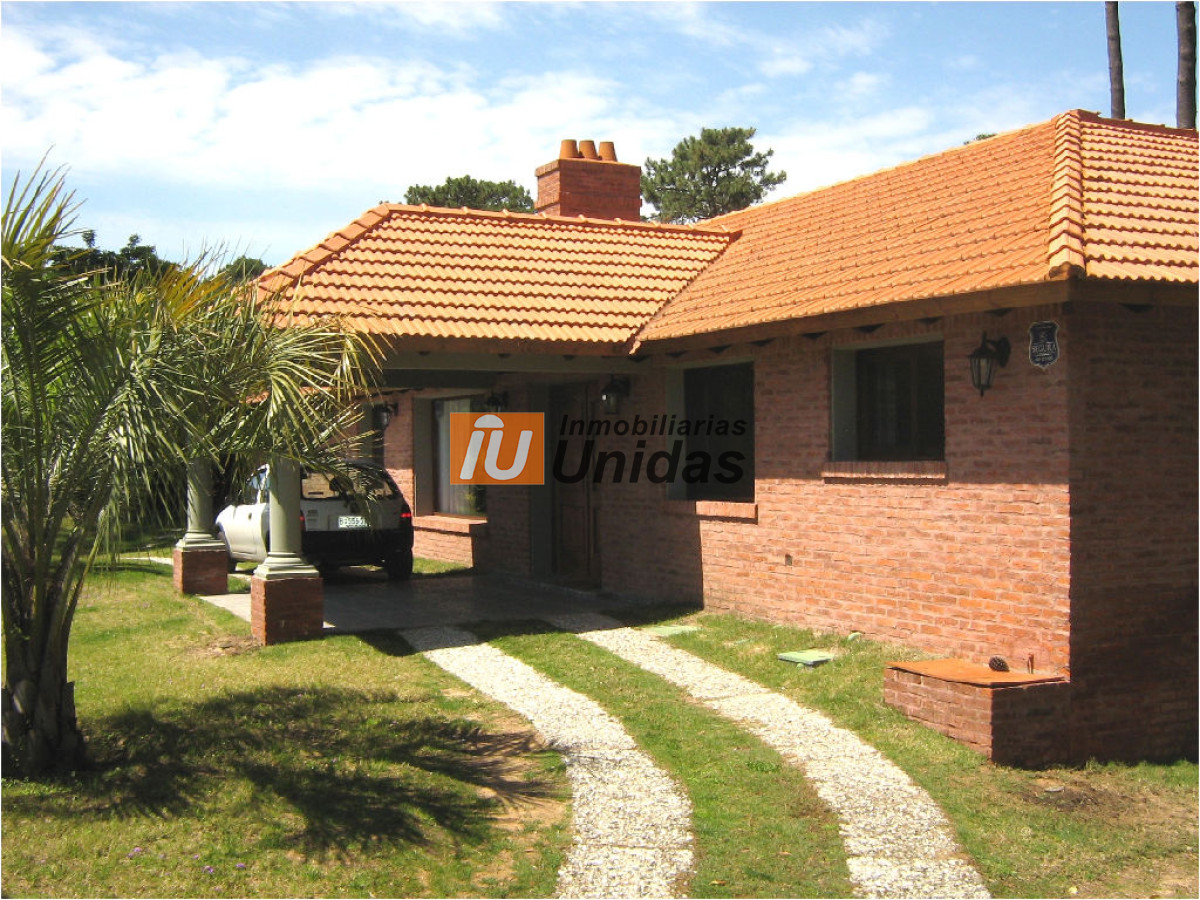 Casa ID.233545 - Casa en Punta del Este, Cantegril