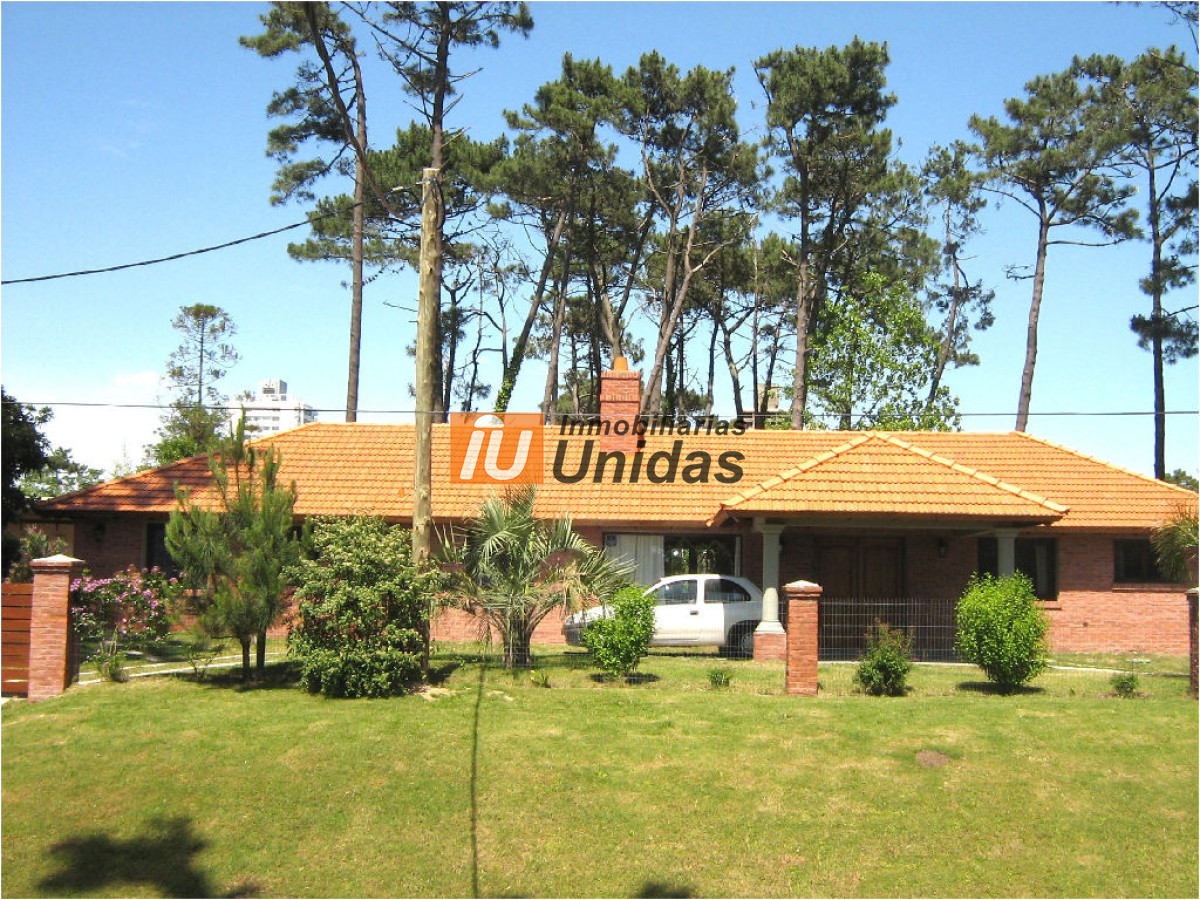 Casa ID.233545 - Casa en Punta del Este, Cantegril