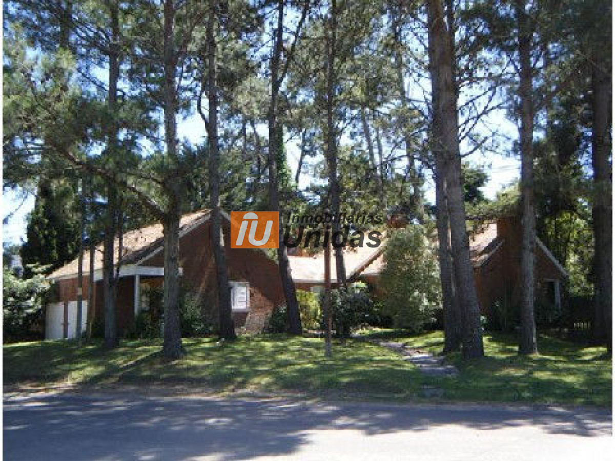 Casa ID.233736 - Casa en Punta del Este, Cantegril