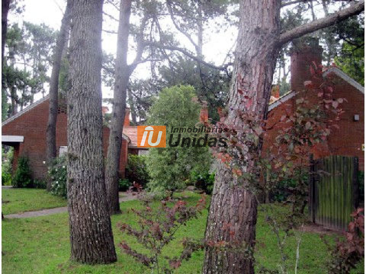 Casa ID.233736 - Casa en Punta del Este, Cantegril