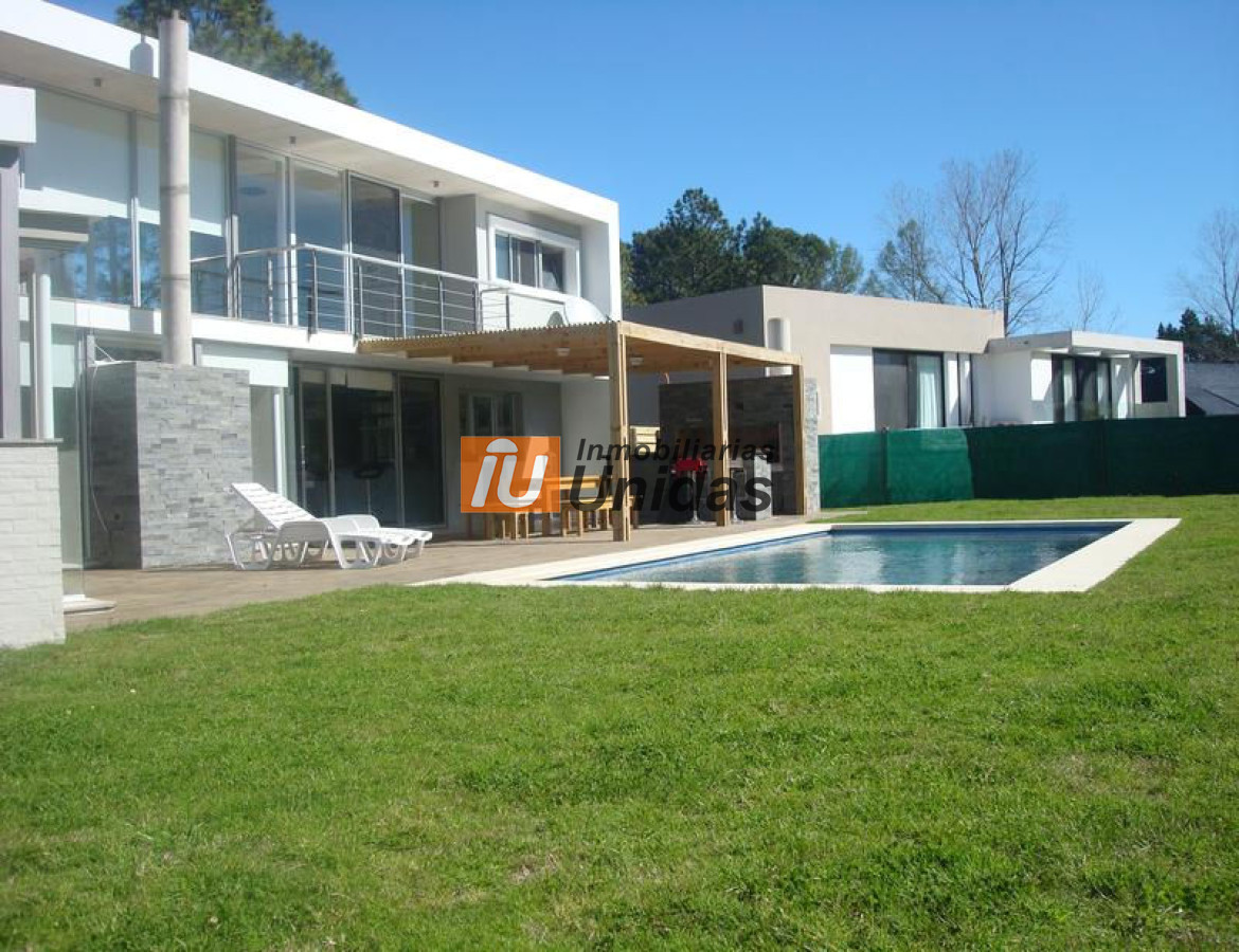 Casa ID.233827 - Casa en Punta del Este, Beverly Hills