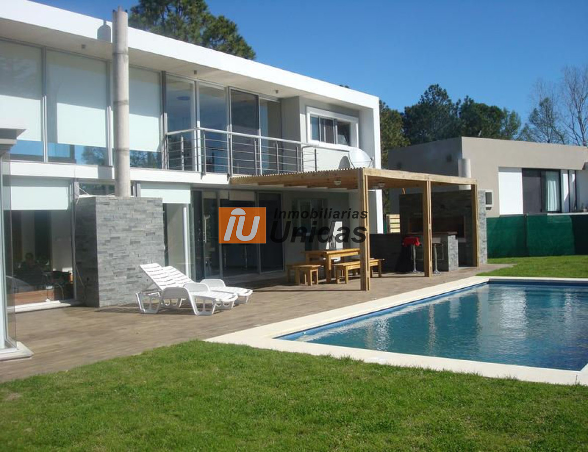 Casa ID.233827 - Casa en Punta del Este, Beverly Hills