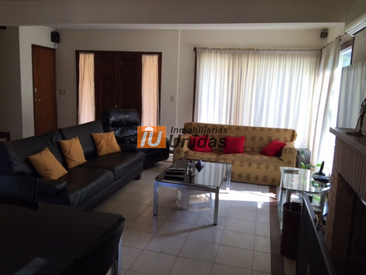 Casa ID.233848 - Casa en Punta del Este, Cantegril
