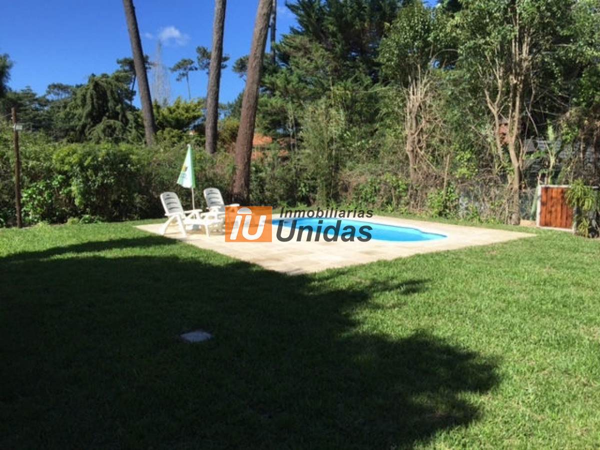 Casa ID.233848 - Casa en Punta del Este, Cantegril