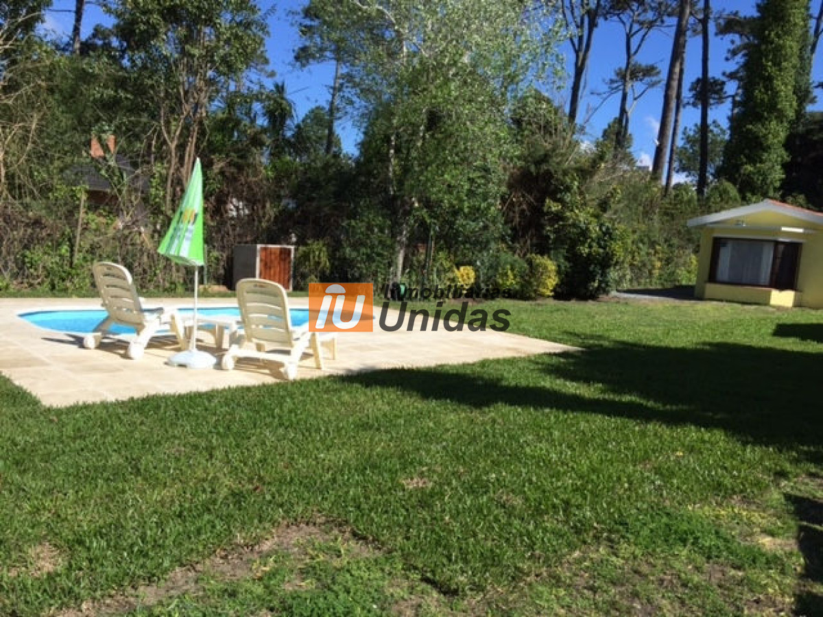 Casa ID.233848 - Casa en Punta del Este, Cantegril