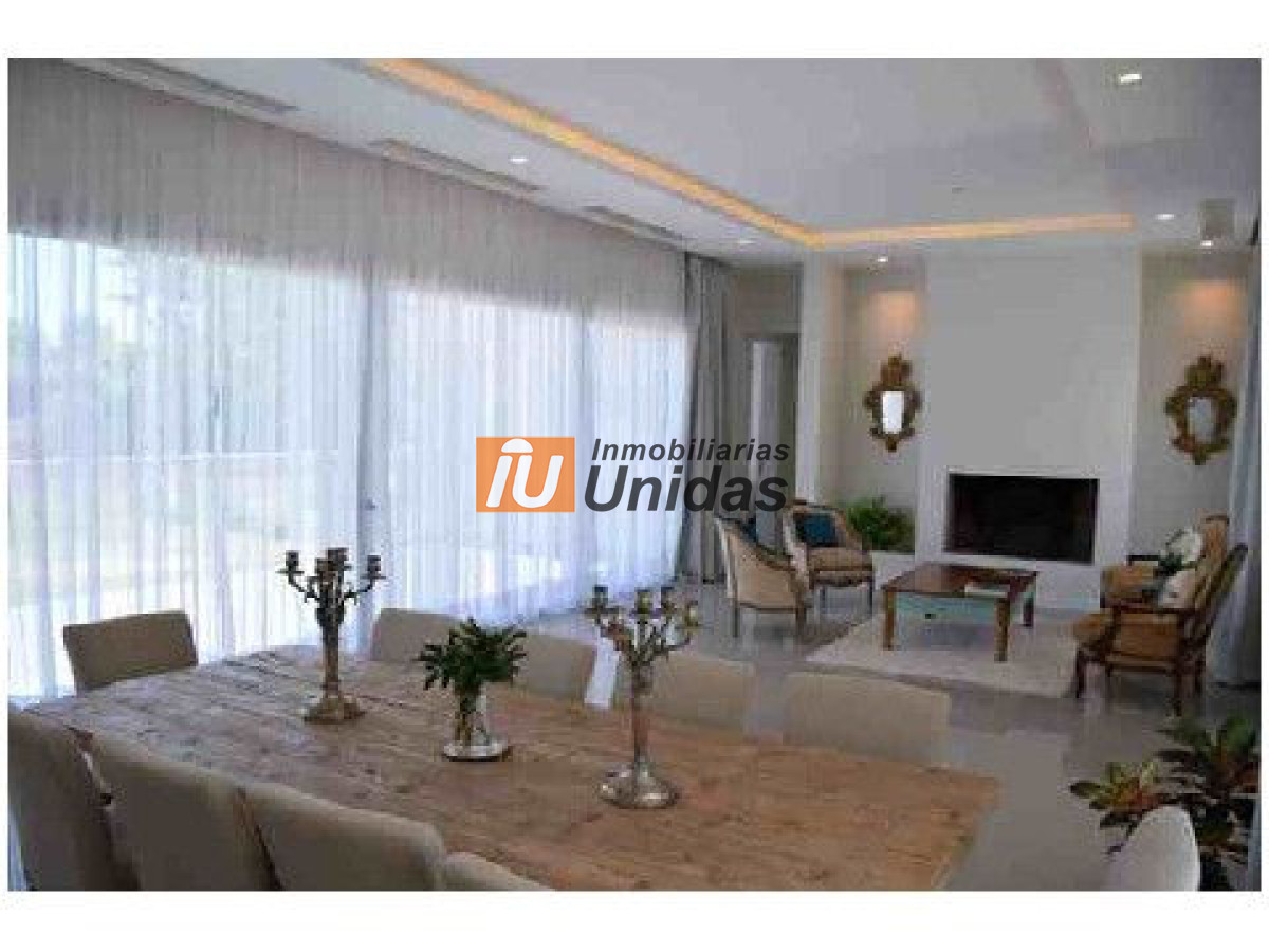 Casa ID.233859 - Casa en Punta del Este, Beverly Hills